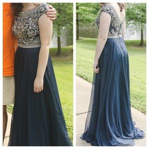 Jovani Navy Prom/special occasion dress